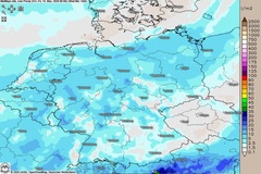 Schirm statt Sonnenbrille - so wird das Wetter am Feiertag!
